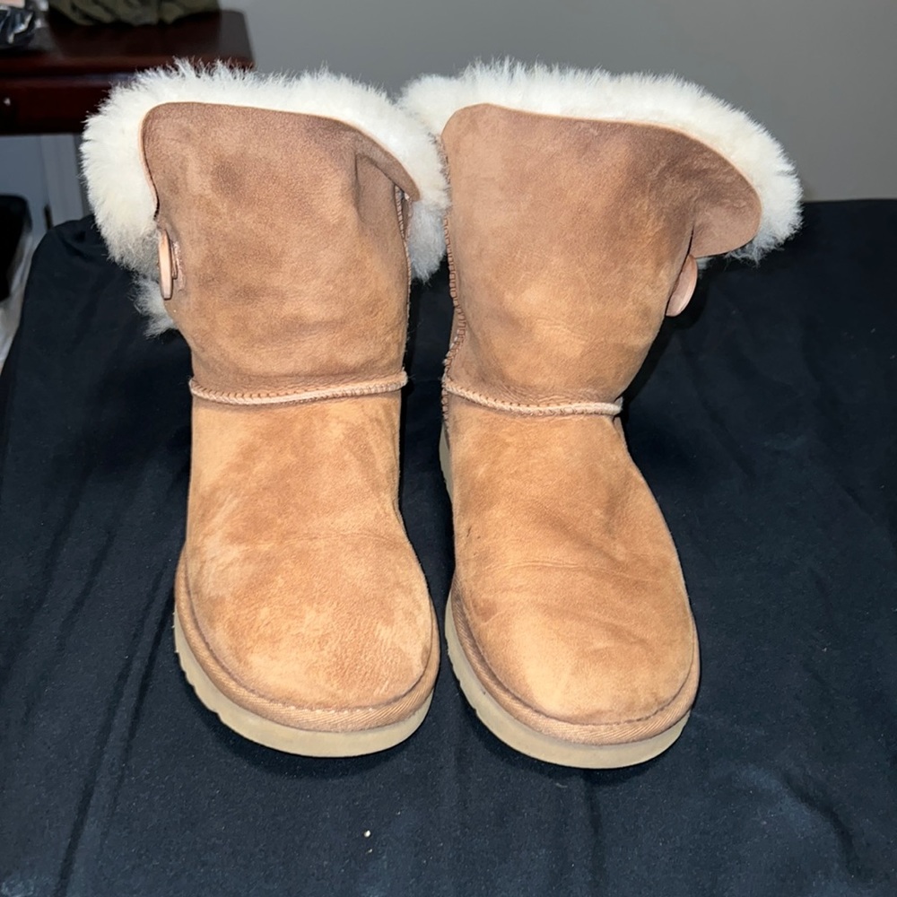 UGG Chelsea Boots